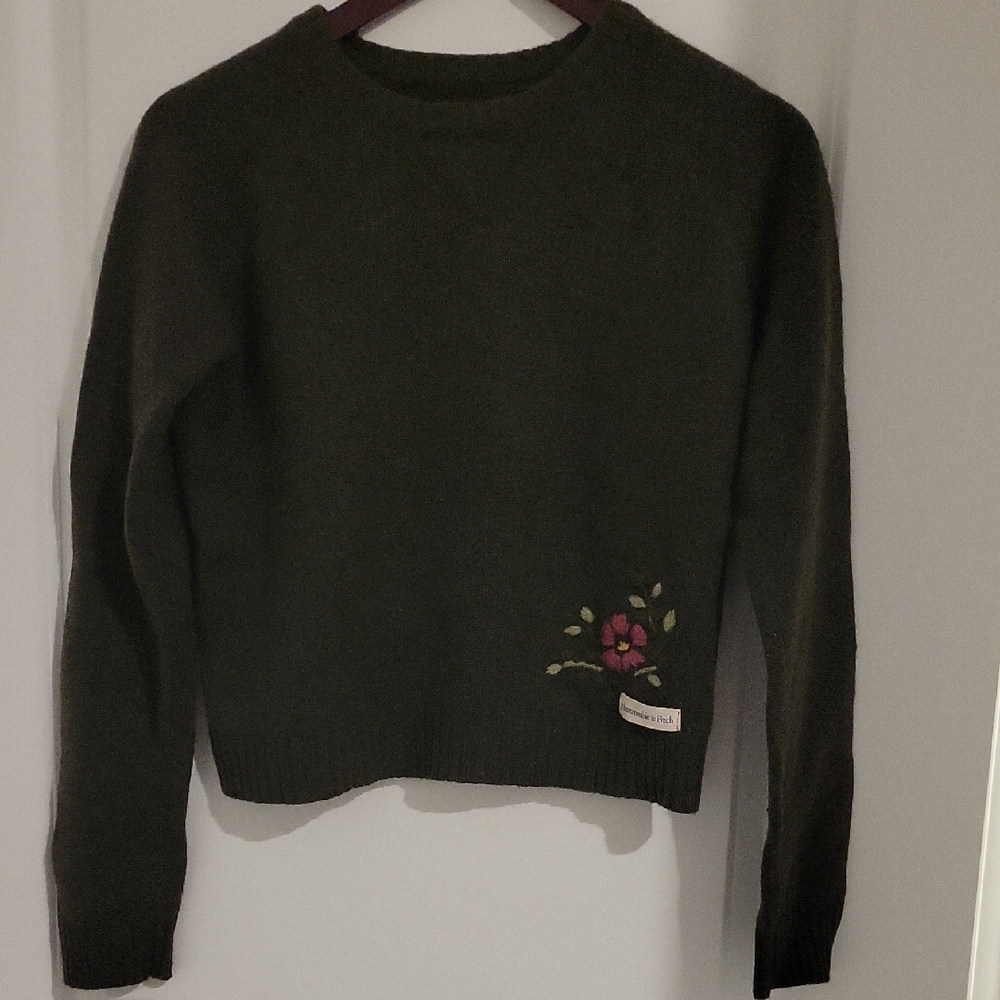 Abercrombie & Fitch Olive Green Sweater with Floral Detail